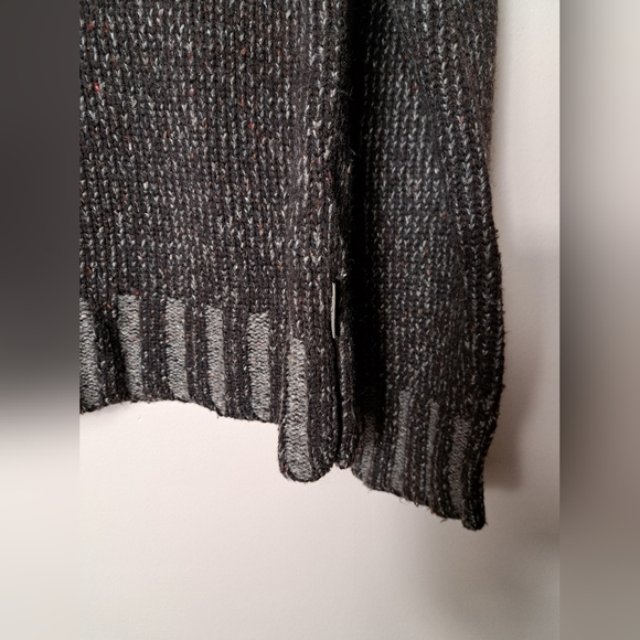 WOOLRICH Hickory Turtleneck Sweater Size Small - Cotton / Lambs Wool blend - Picture 4 of 11